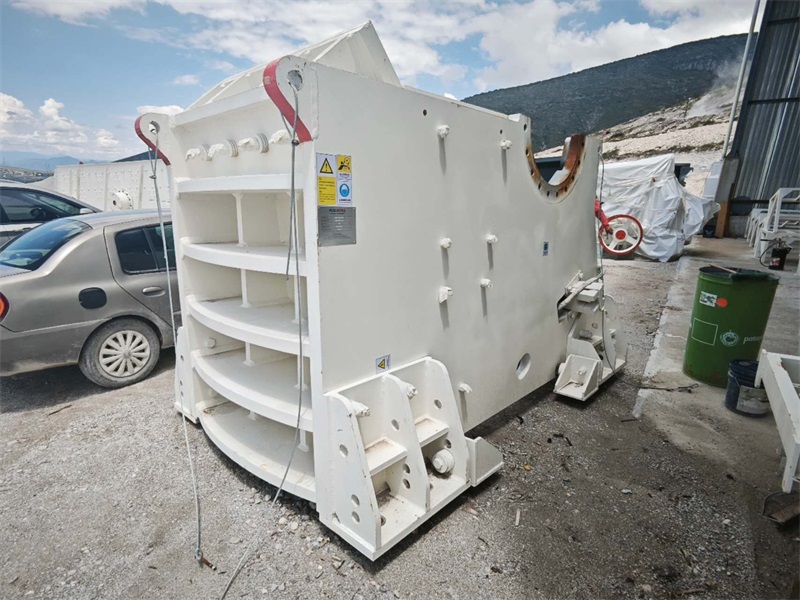 Equipo de la línea de producción de trituración de granito de 500 toneladas en el Centro de México
